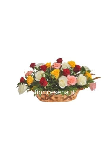 Composizione in cesto di rose